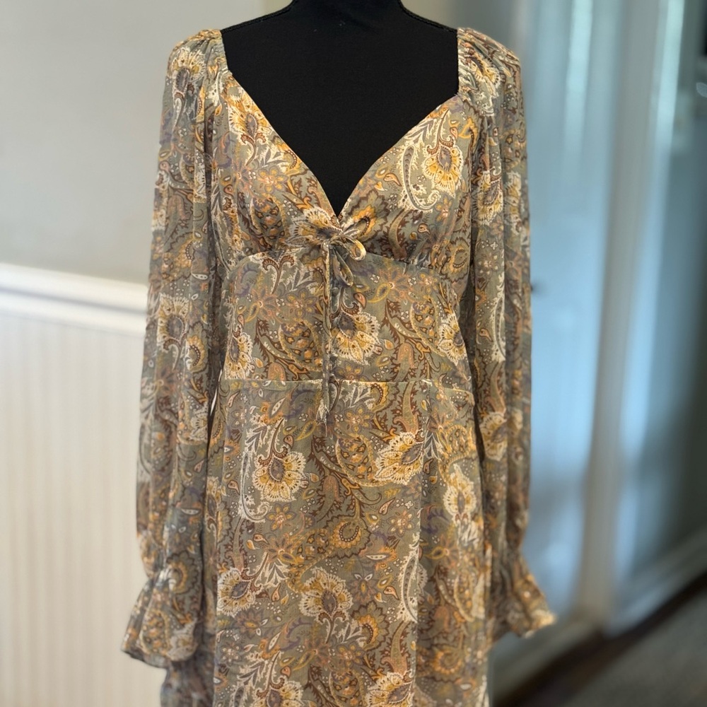 Y2K BOHO Paisley Long Sleeve Dress - Gray and Gold